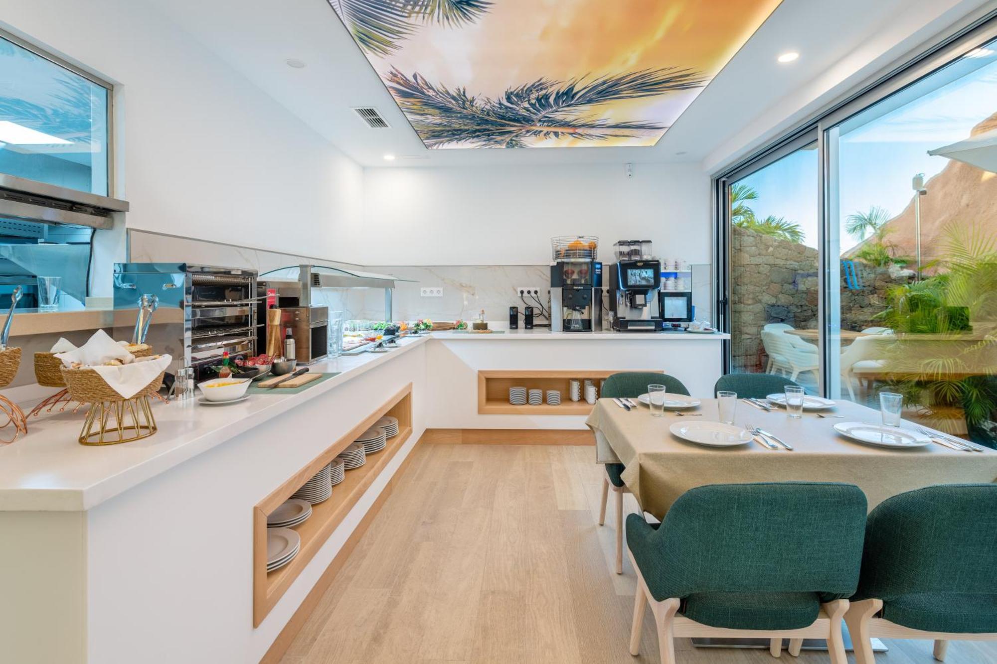 Grand Horizon Luxury Boutique Apartments Puerto Rico  Bagian luar foto