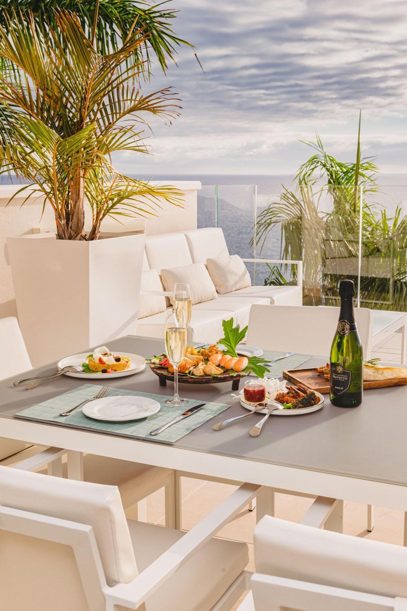 Grand Horizon Luxury Boutique Apartments Puerto Rico  Bagian luar foto