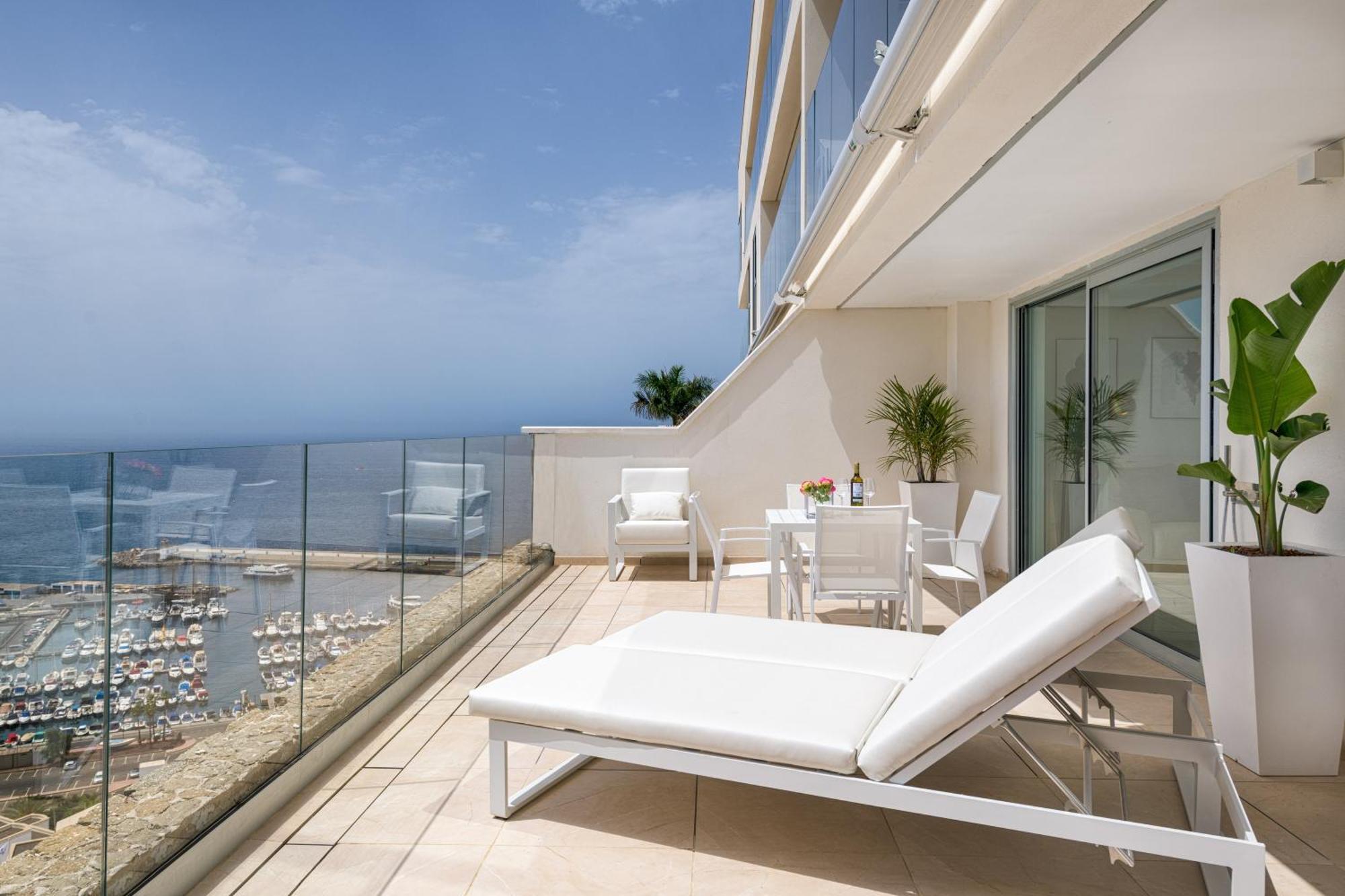 Grand Horizon Luxury Boutique Apartments Puerto Rico  Bagian luar foto